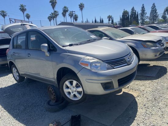 2009 NISSAN VERSA