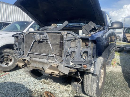 2005 CHEVROLET SUBURBAN