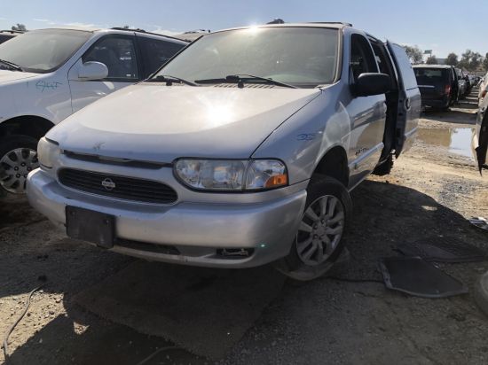 2000 NISSAN QUEST