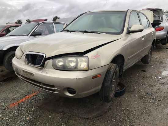2001 HYUNDAI ELANTRA