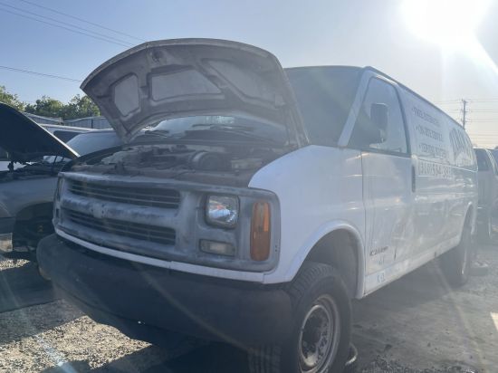 2002 CHEVROLET EXPRESS