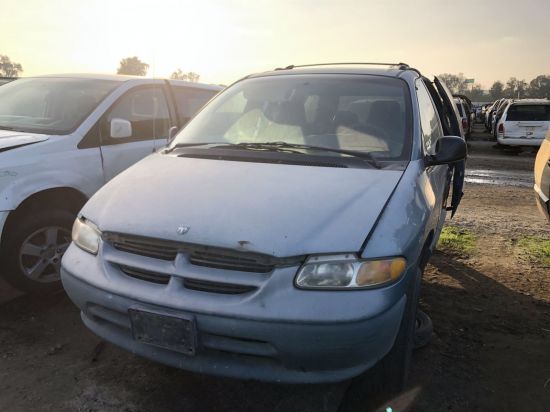1996 DODGE GRAND CARAVAN