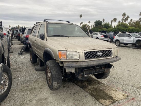 2001 NISSAN PATHFINDER