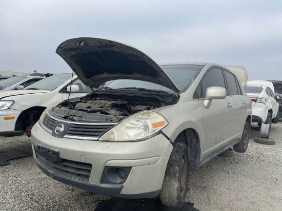 2008 NISSAN VERSA