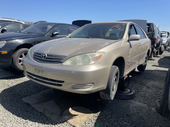 2002 TOYOTA CAMRY