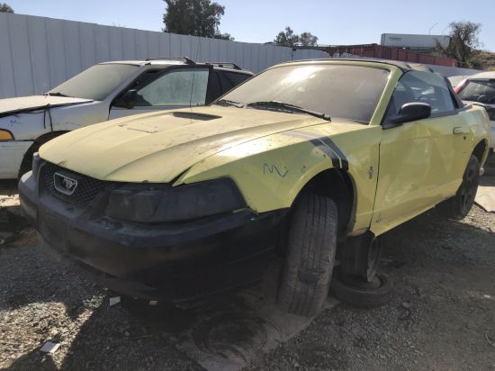 2001 FORD MUSTANG