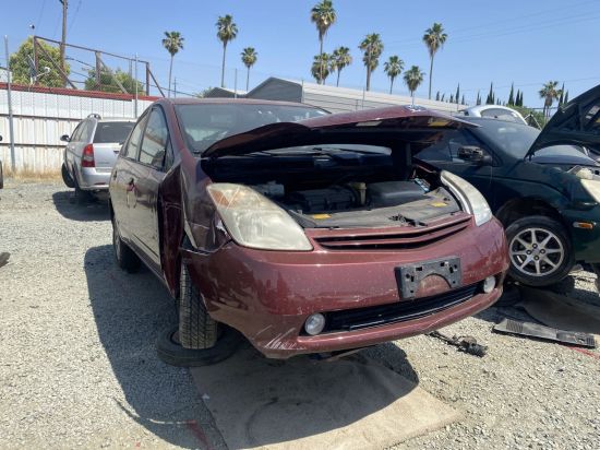 2004 TOYOTA PRIUS