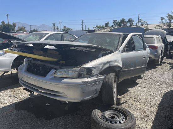 2000 TOYOTA CAMRY
