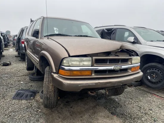 2004 CHEVROLET BLAZER