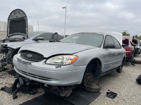 2006 FORD TAURUS