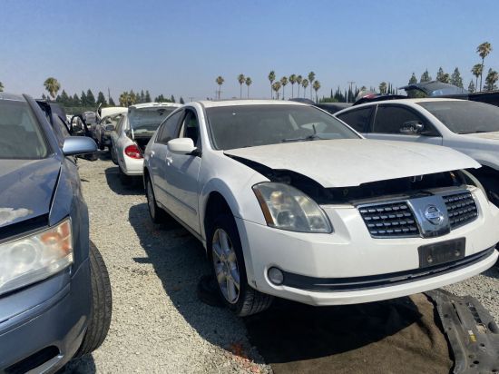 2005 NISSAN MAXIMA