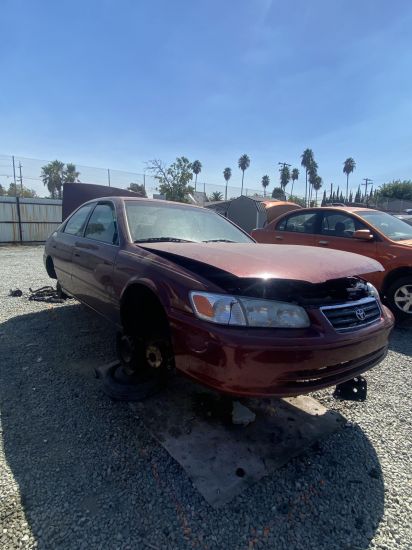 2001 TOYOTA CAMRY