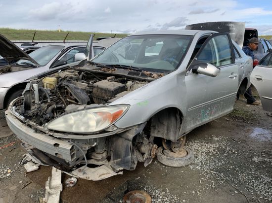 2002 TOYOTA CAMRY