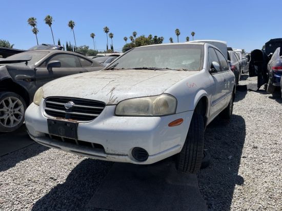 2000 NISSAN MAXIMA