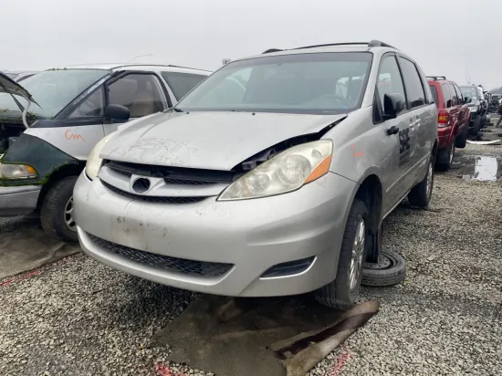 2007 TOYOTA SIENNA