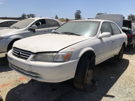 2000 TOYOTA CAMRY