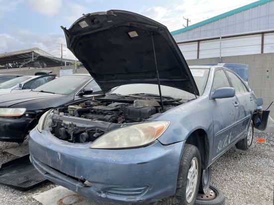 2002 TOYOTA CAMRY