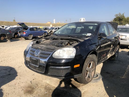 2010 VOLKSWAGEN JETTA