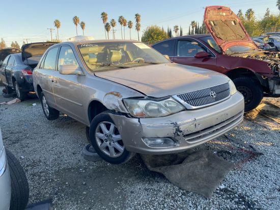 2000 TOYOTA AVALON