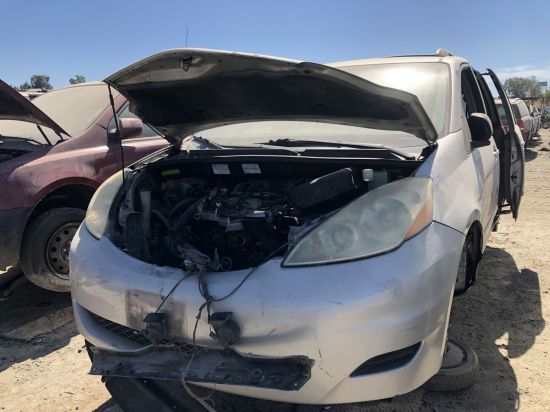 2006 TOYOTA SIENNA