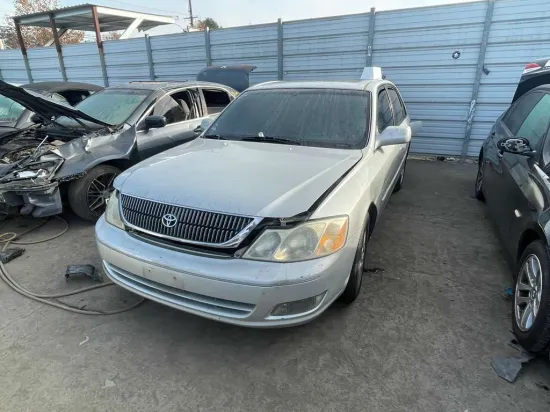 2000 TOYOTA AVALON