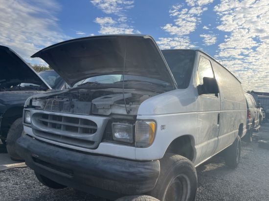 2001 FORD ECONOLINE