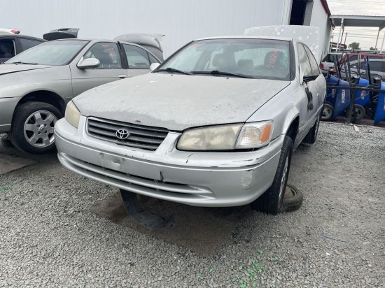 2001 TOYOTA CAMRY