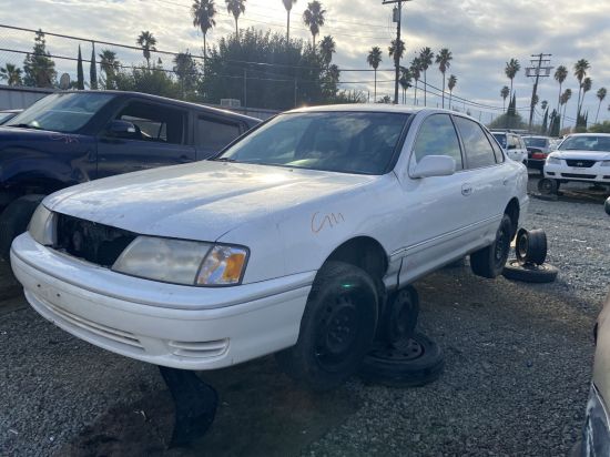 1998 TOYOTA AVALON