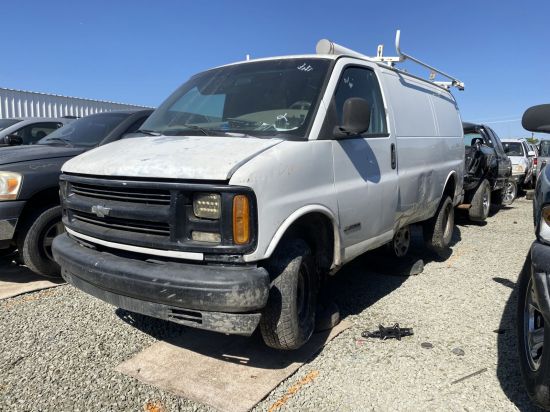 2000 CHEVROLET EXPRESS