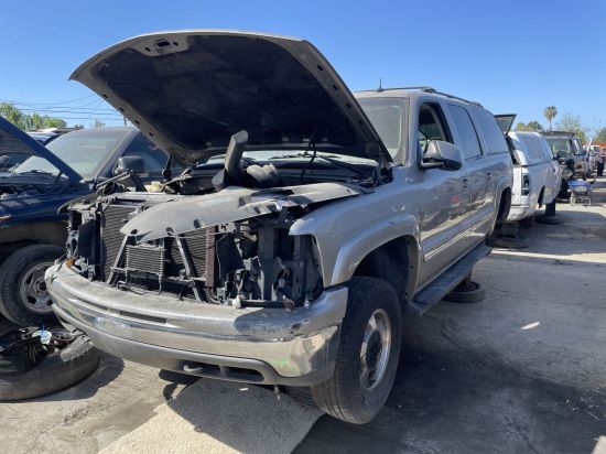 2002 CHEVROLET SUBURBAN