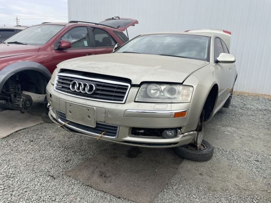 2005 AUDI A8