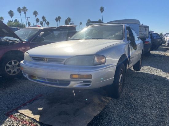 1995 TOYOTA CAMRY