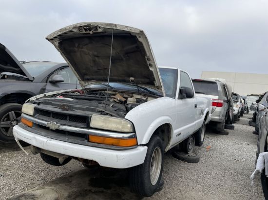2000 CHEVROLET S10