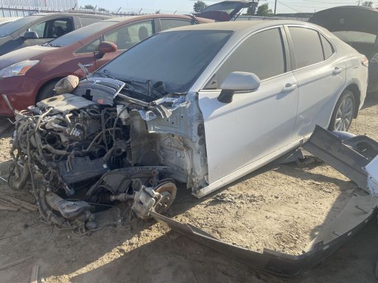 2019 TOYOTA CAMRY