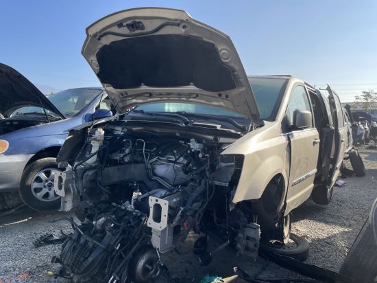 2013 CHRYSLER TOWN & COUNTRY