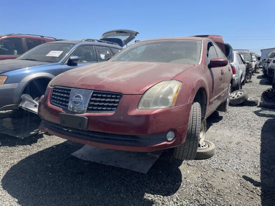 2005 NISSAN MAXIMA