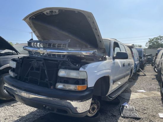 2002 CHEVROLET SUBURBAN