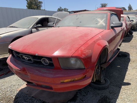 2005 FORD MUSTANG