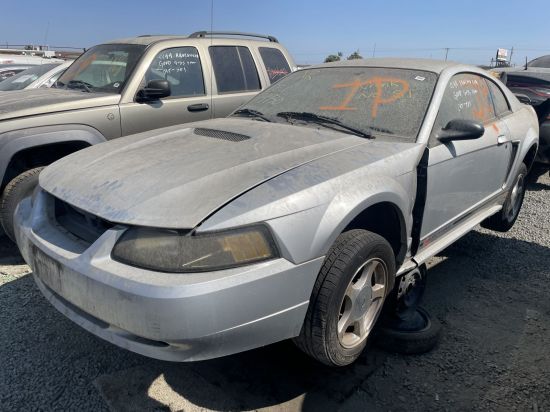 2001 FORD MUSTANG