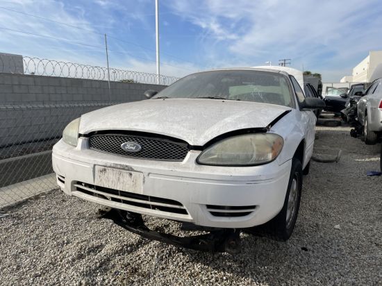 2005 FORD TAURUS