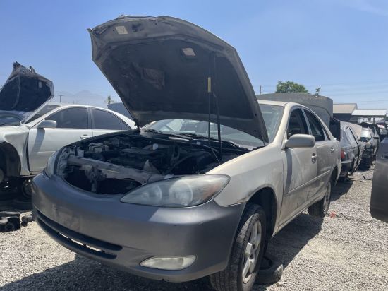 2002 TOYOTA CAMRY