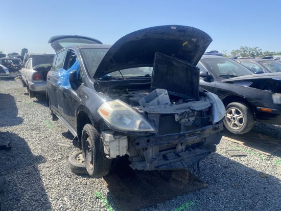 2009 NISSAN VERSA