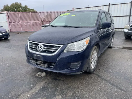 2012 VOLKSWAGEN ROUTAN