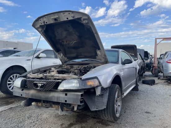 2000 FORD MUSTANG