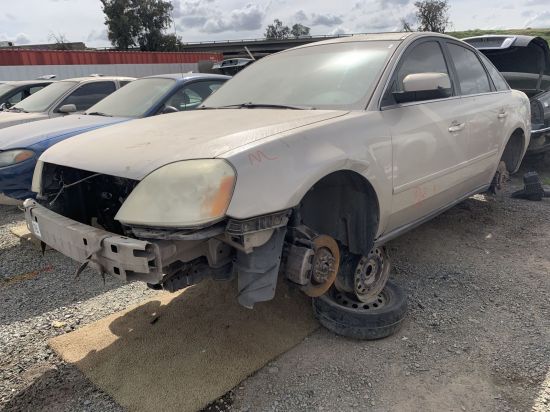 2005 FORD FIVE HUNDRED