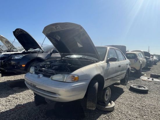 2002 CHEVROLET PRIZM