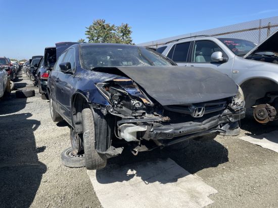 2004 HONDA ACCORD