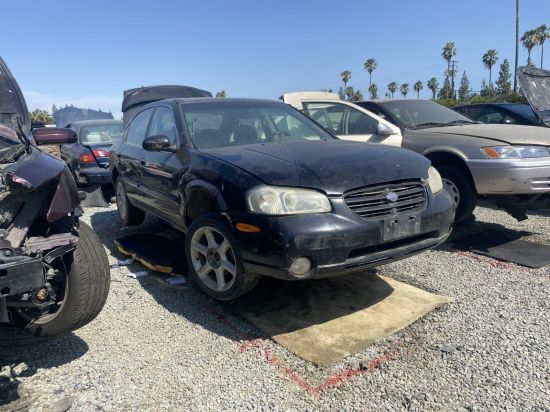 2001 NISSAN MAXIMA