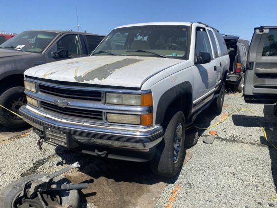 1999 CHEVROLET SUBURBAN