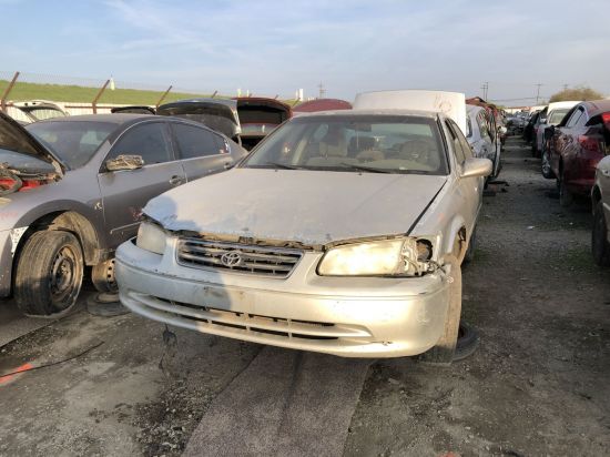 2001 TOYOTA CAMRY